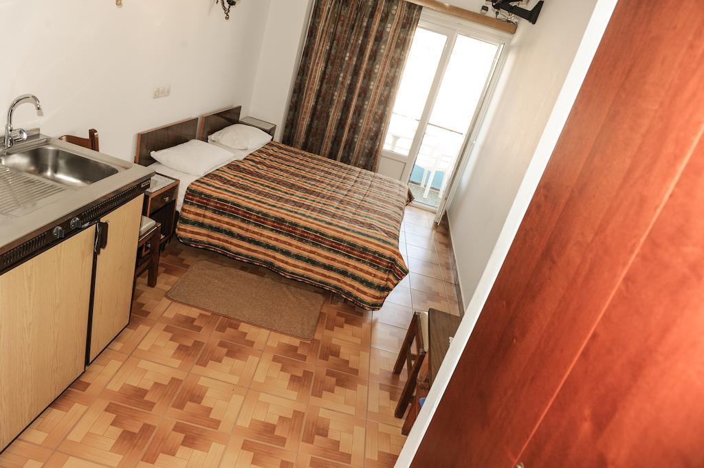 Hotel Karpathos Dış mekan fotoğraf